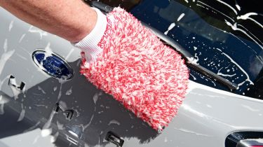 Turtle Wax complete car care kit