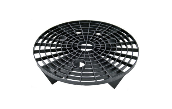 Wash bucket grit guard